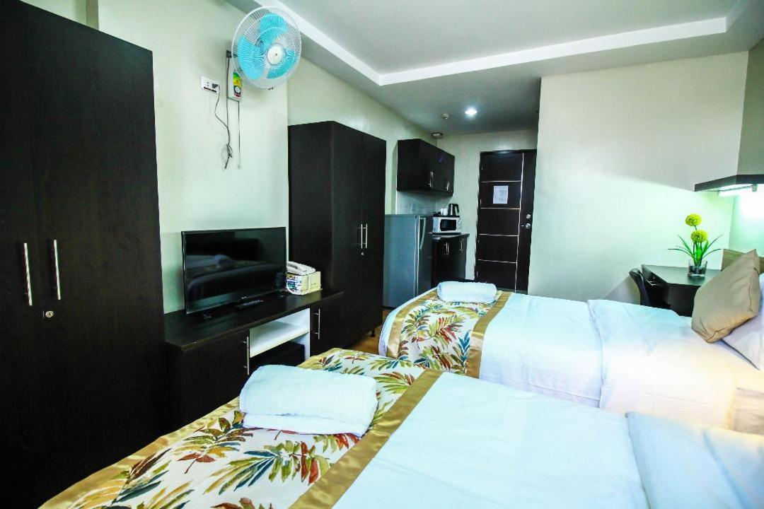 The Studio 87 Residences Manila Exterior photo