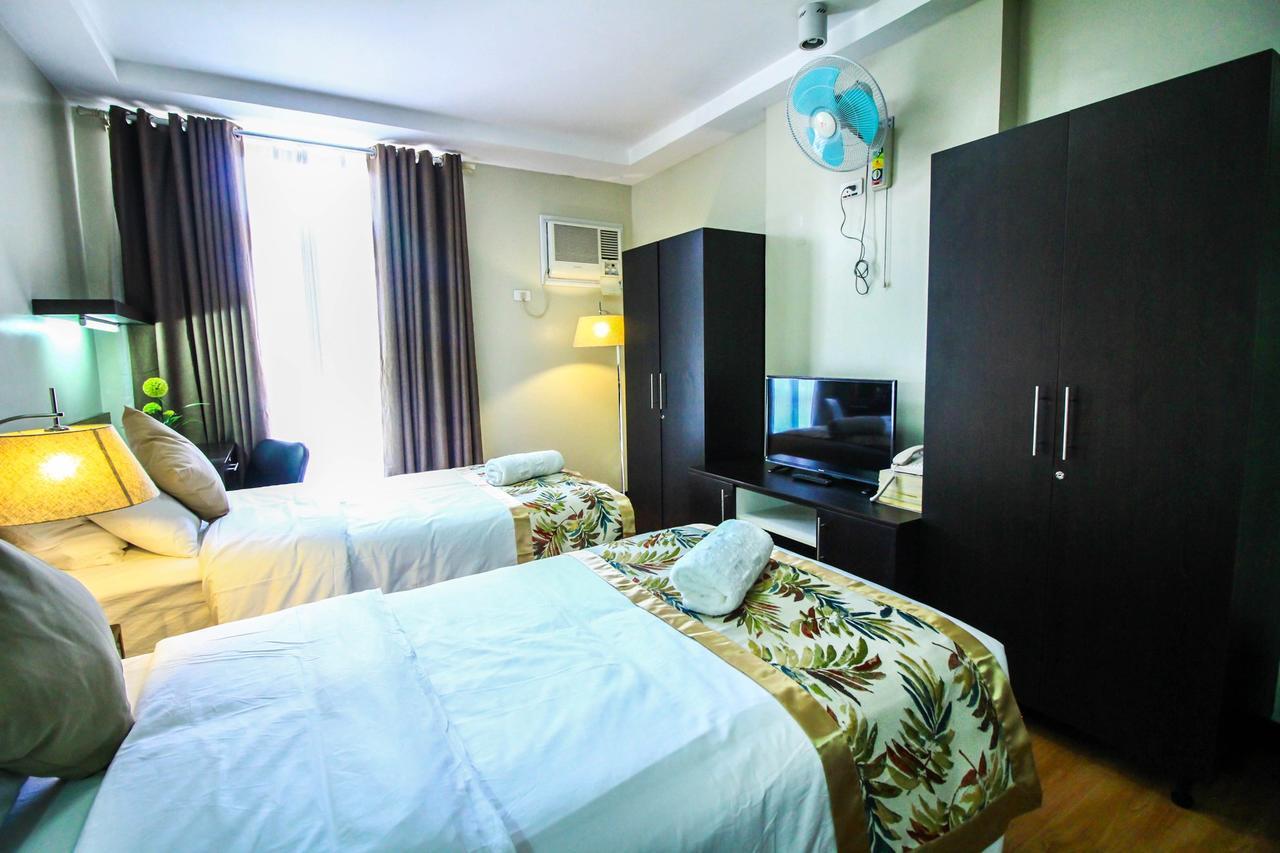 The Studio 87 Residences Manila Exterior photo
