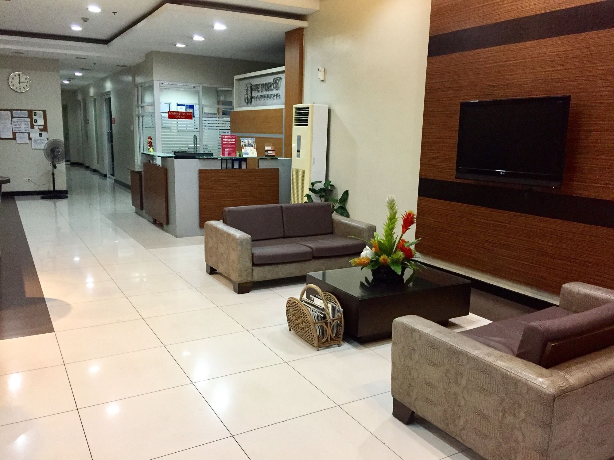 The Studio 87 Residences Manila Exterior photo